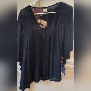 O'Neill Black flowy blouse